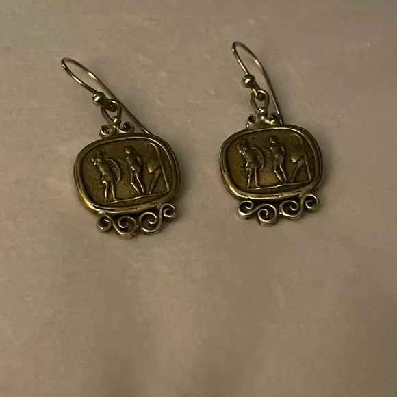 Ancient Greece and Roman drop earrings EUC - Picture 6 of 7